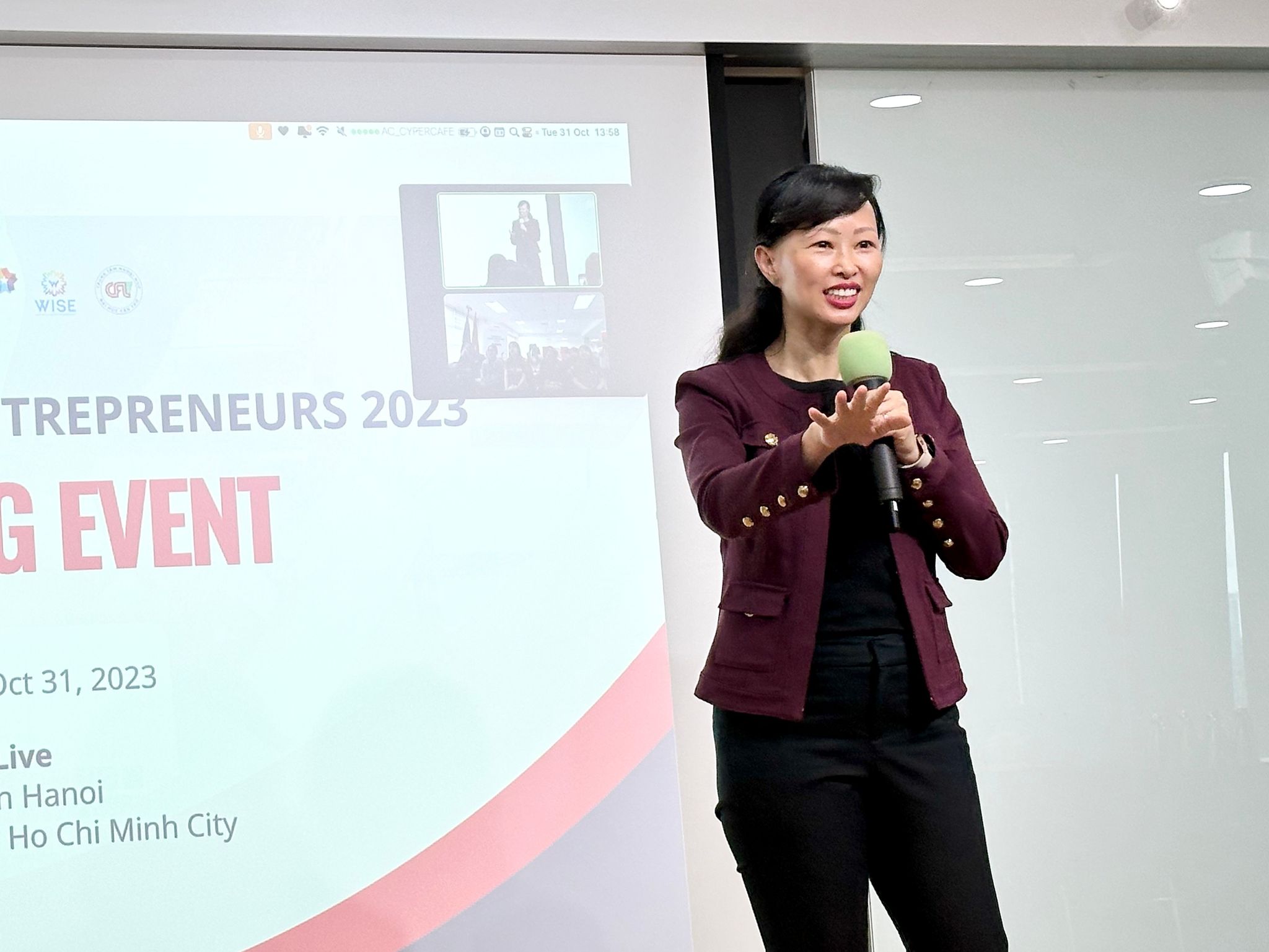 Thai Van Linh, CEO and founder of TVL Group, speaks at the launch ceremony for the Academy for Women Entrepreneurs 2023, October 31, 2023. Photo: Bao Anh / Tuoi Tre News